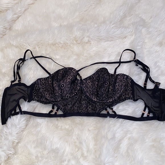 Balconette from Victoria’s Secret! - Picture 4 of 5